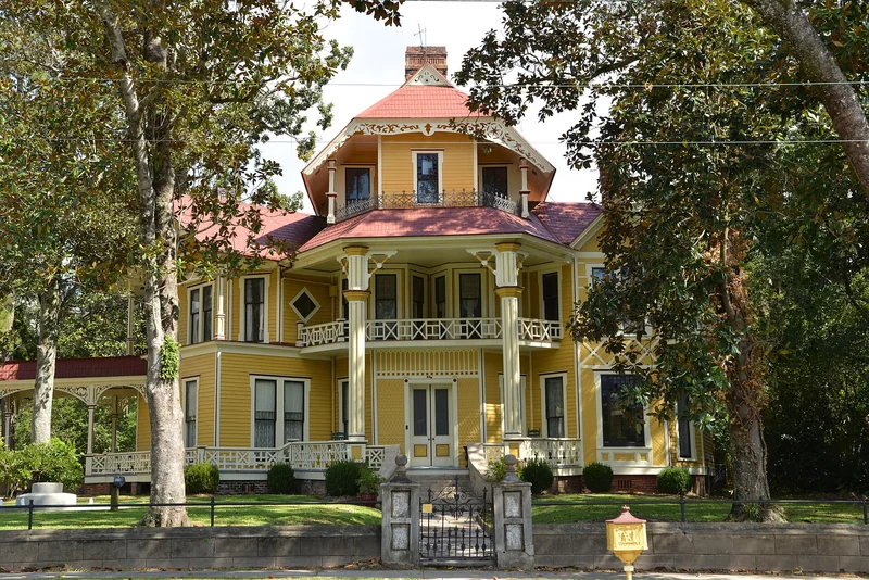Lapham-Patterson House State Historic Site