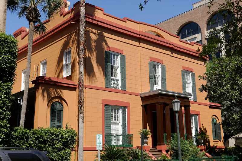 Sorrel Weed House (Haunted Ghost Tour)