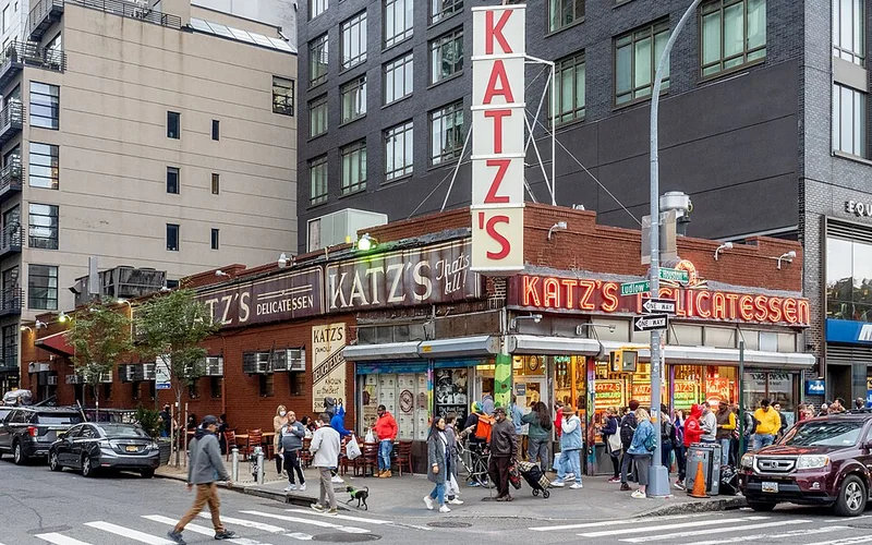 Katz's Delicatessen (As Good As It Gets, When Harry Met Sally)